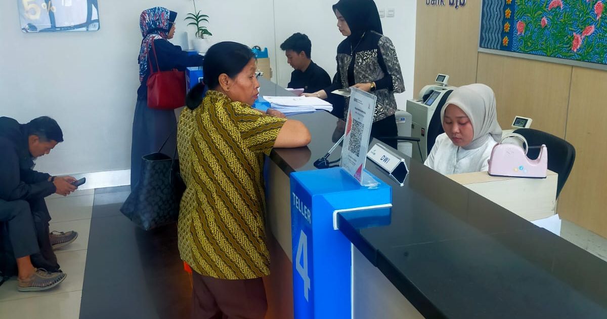 Perbup 37/2025 Diterbitkan, Warga Kini Bisa Bayar Pajak di Seluruh Kantor Kecamatan