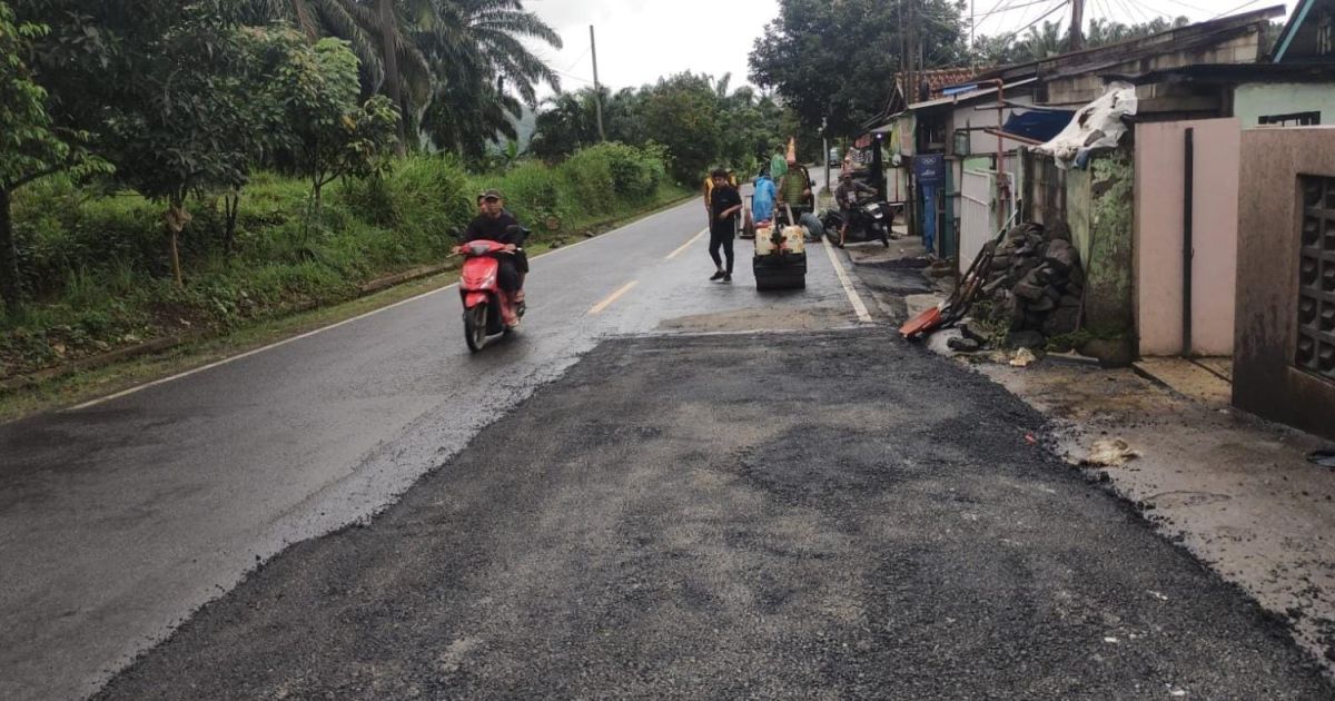 Perbaikan Jalan Nasional Jasinga–Leuwiliang Dikebut, Warga Diminta Tetap Waspada