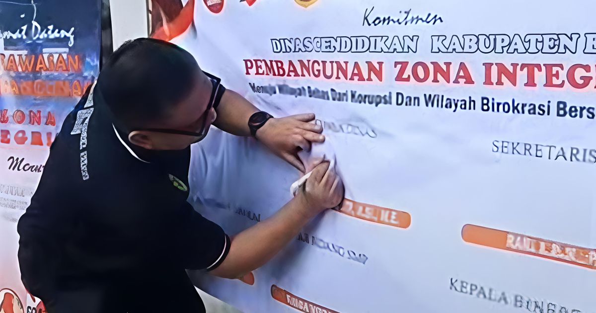 Komitmen BerAKHLAK, Disdik Kabupaten Bogor Teken Zona Integritas