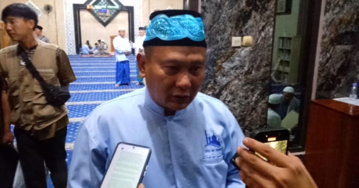 Ketua Komisi B DPRD Depok H. Hamzah saat menghadiri Tarling di Kecamatan Tapos.