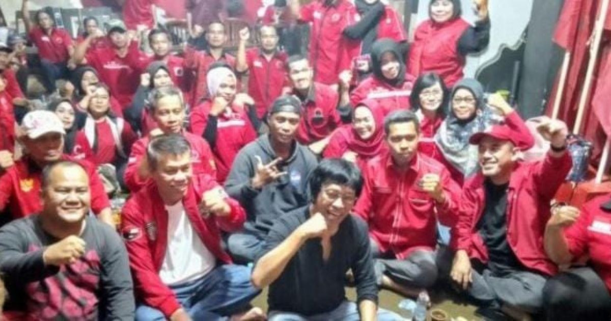 DPC PDI Perjuangan Kabupaten Bogor menggelar buka puasa bersama di PAC Cileungsi sebagai bagian dari konsolidasi partai hingga tingkat ranting.