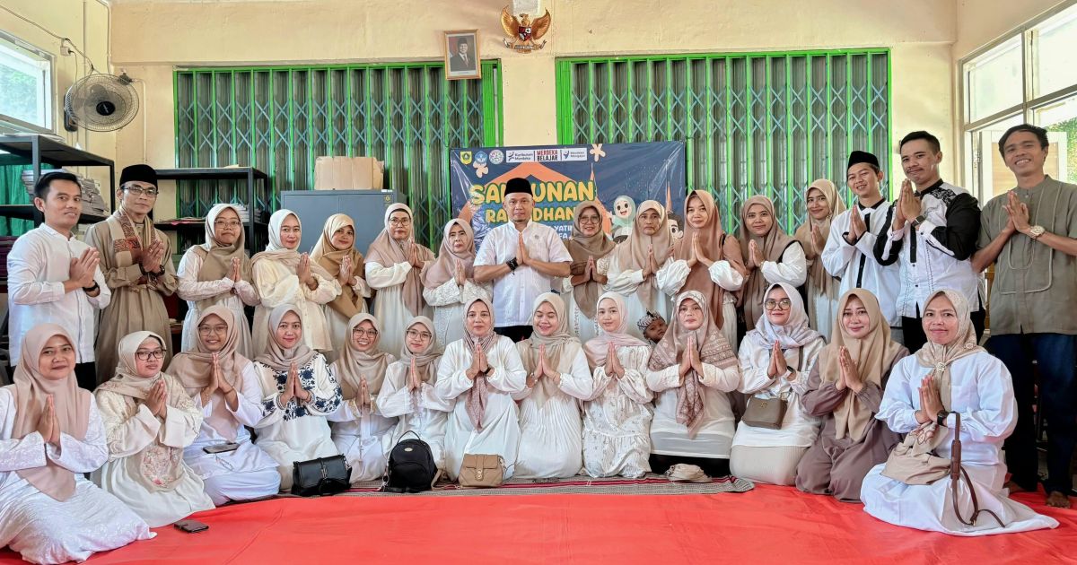 Keluarga Besar SDN Rawailat Berbagi Kebahagiaan Lewat Santunan Yatim