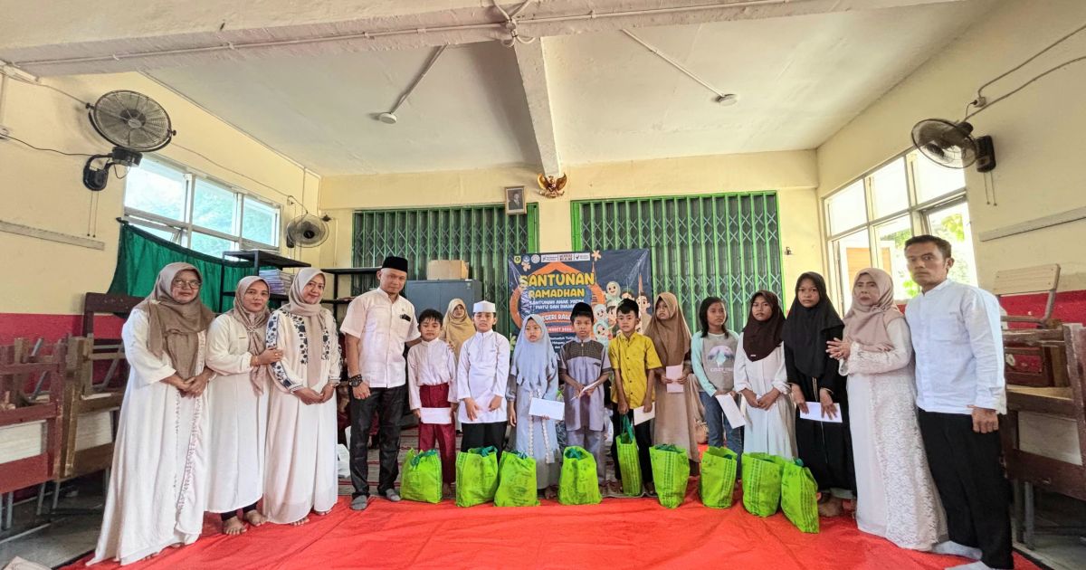 SDN Rawailat Berbagi Kebahagiaan Lewat Santunan Anak Yatim dan Dhuafa