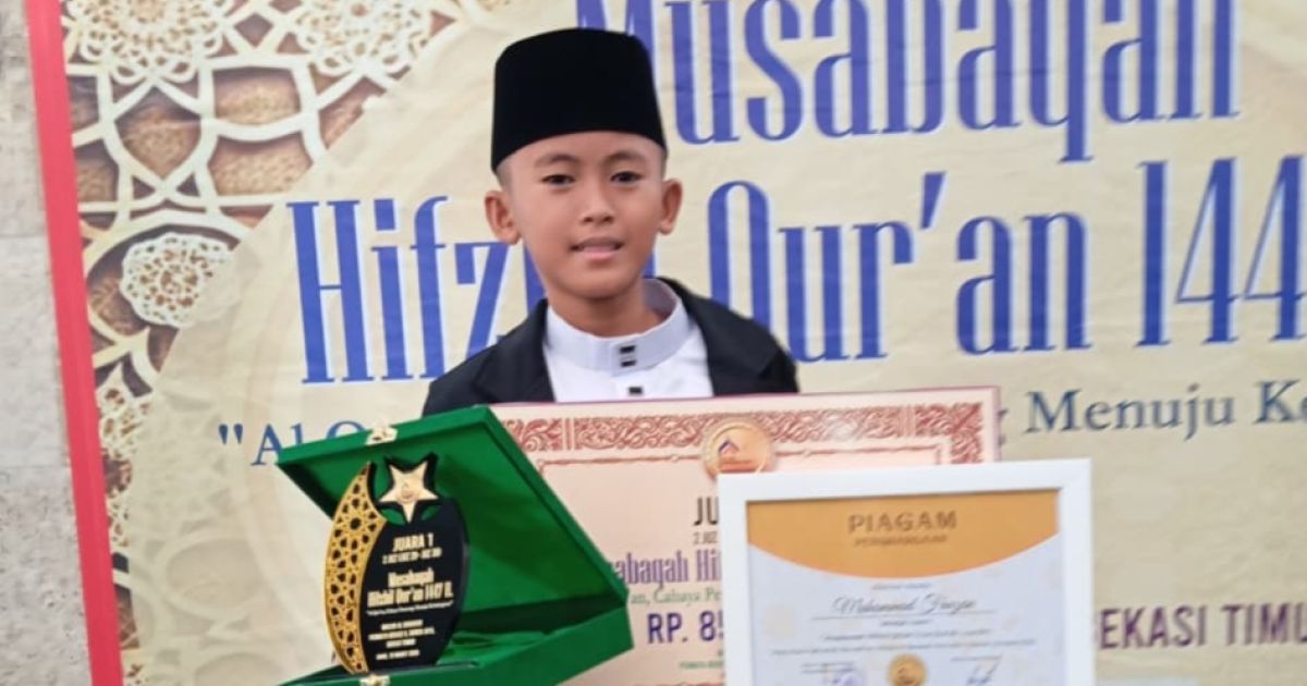 Muhamad Fauzan, siswa SDN Citeureup 06, berhasil meraih Juara 1 dalam lomba Musabaqah Hifzil Qur’an (MHQ) 2 juz di Masjid Al Barakah Bekasi Timur yang diikuti 54 peserta dari berbagai sekolah dan pondok pesantren.