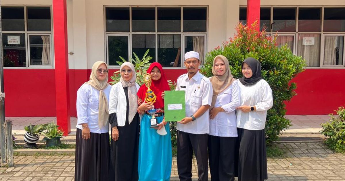 Latifah Azzahra, Siswi SDN Cipeucang 02 Raih Juara 2 Lomba Gambar Bercerita Tingkat Kecamatan Cileungsi.