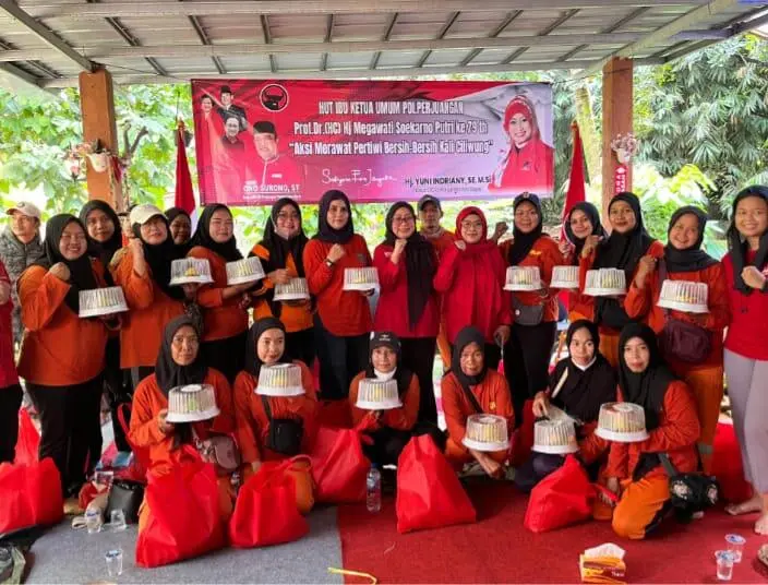 Aksi Merawat Pertiwi, DPC PDI Perjuangan Depok Berbagi Kepedulian untuk Pasukan Pesapon