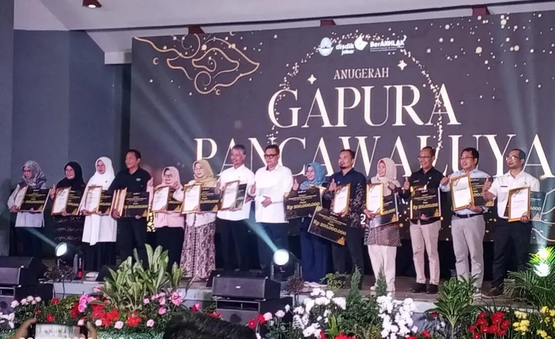 SMAN 1 Sukamakmur Raih Juara Anugerah Gapura Pancawaluya 2025 Tingkat KCD