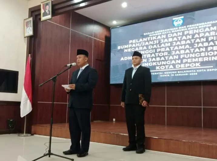 Wali Kota Supian Suri Lantik 17 Pejabat Strategis Pemkot Depok