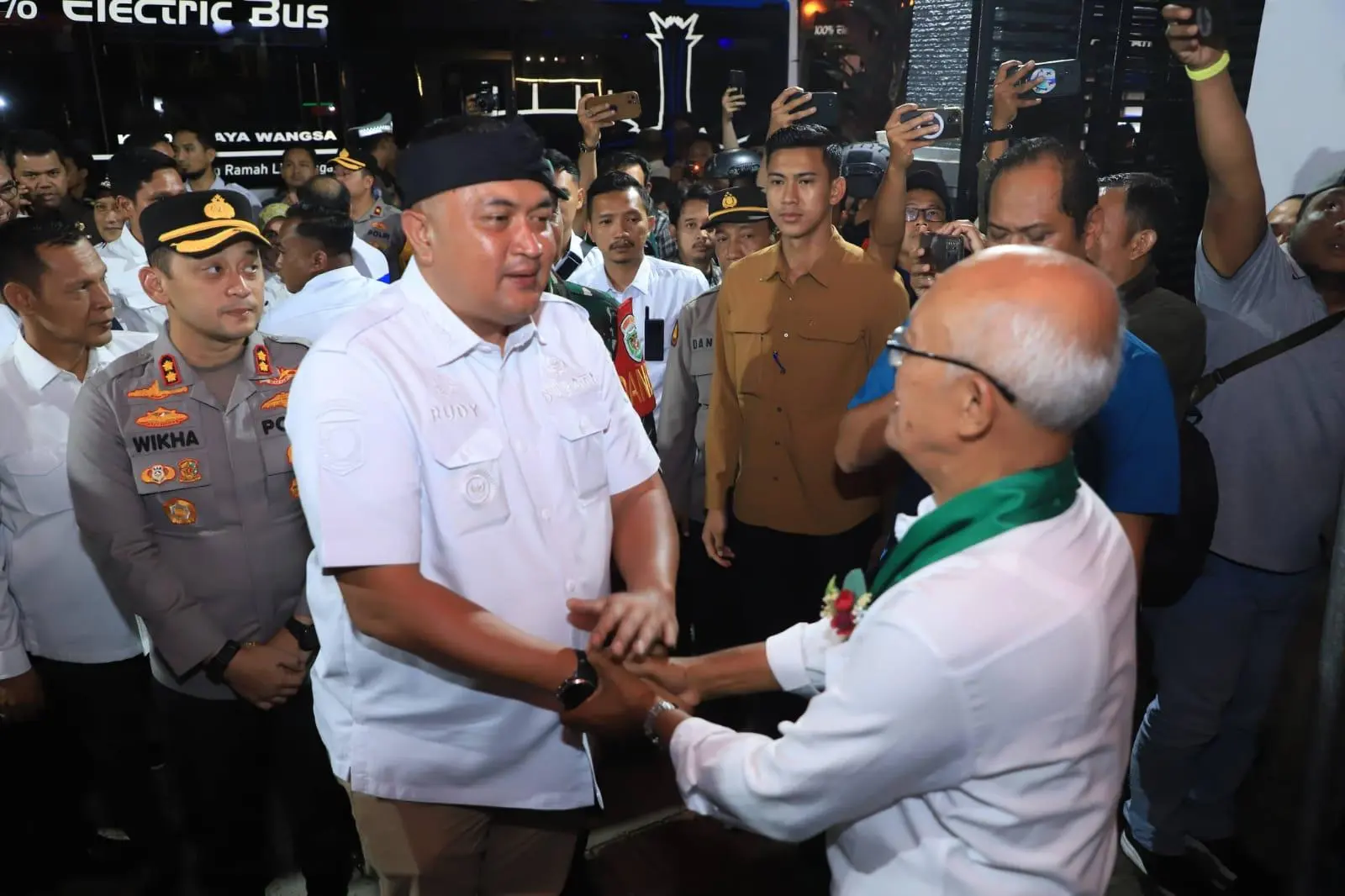 Bupati Bogor Pastikan Keamanan Natal 2025 dan Tahun Baru 2026 Kondusif