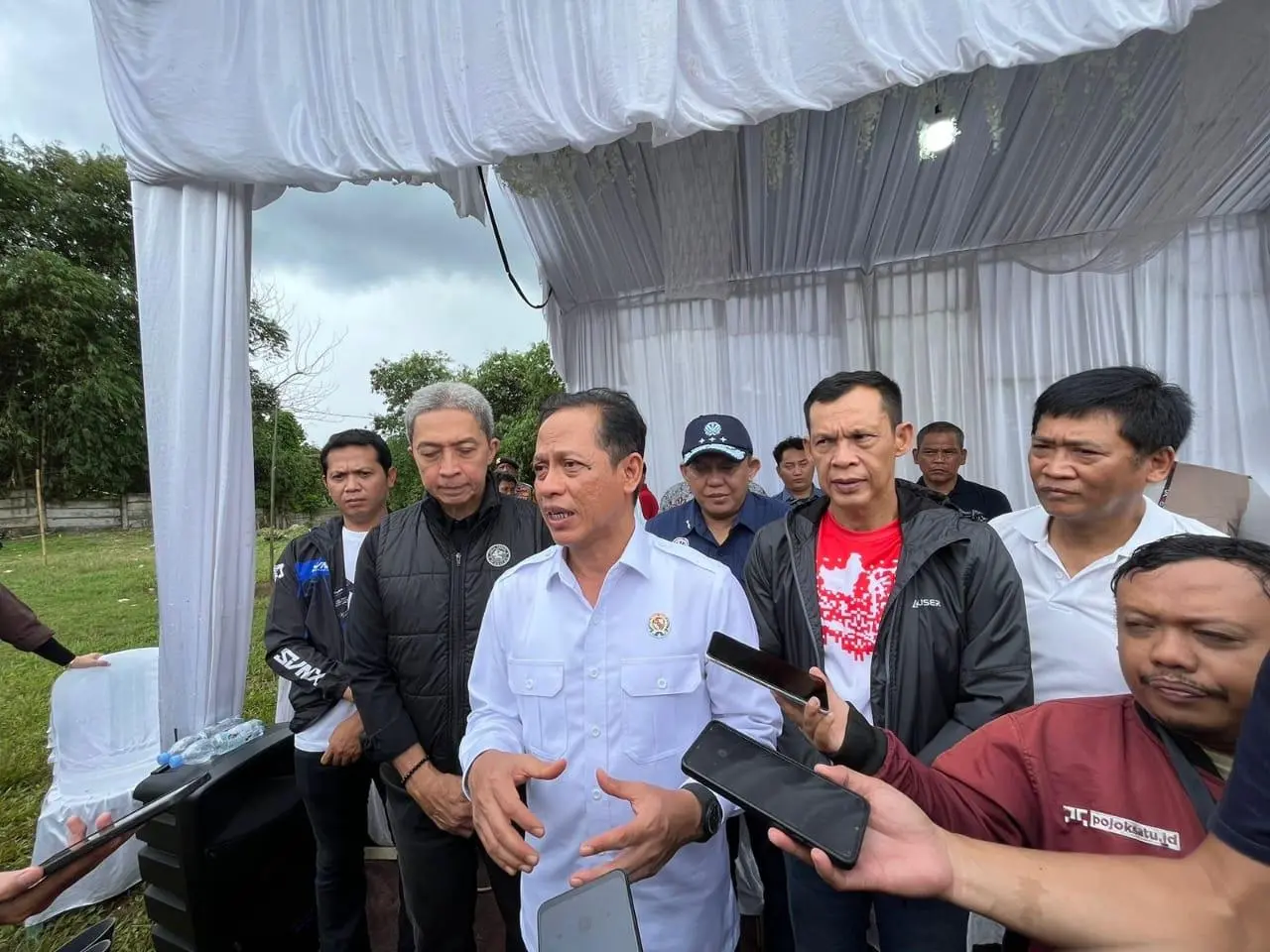 Menteri Hanif Faisol Tekankan Penguatan Pengelolaan Sampah di TPA Galuga
