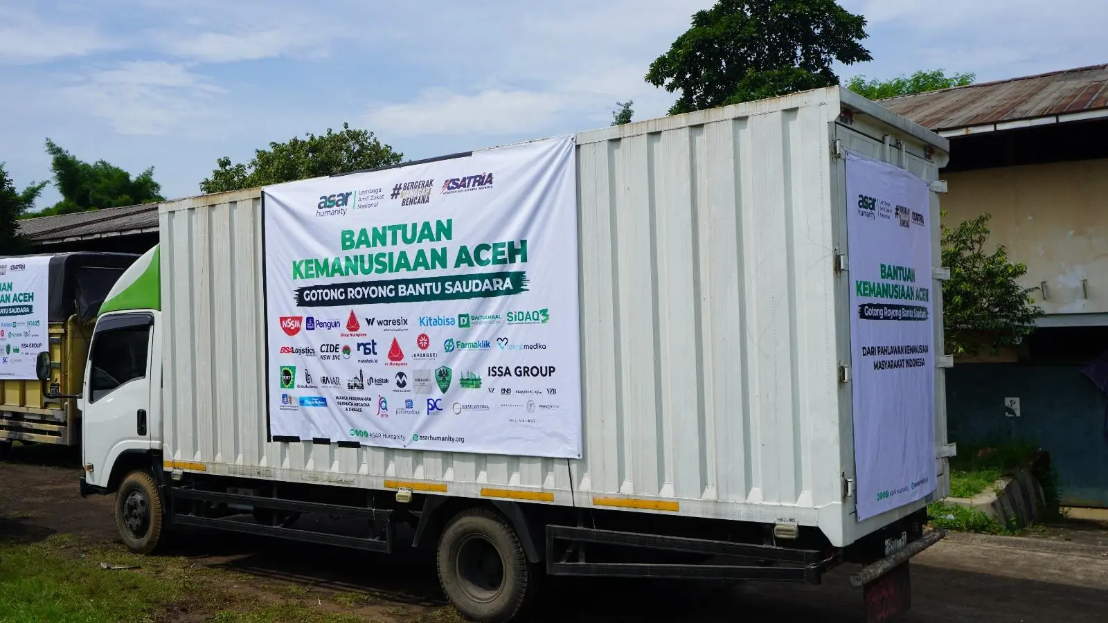 ASAR Humanity Kerahkan 20 Armada Truk Kirim Bantuan untuk Korban Banjir dan Longsor Aceh