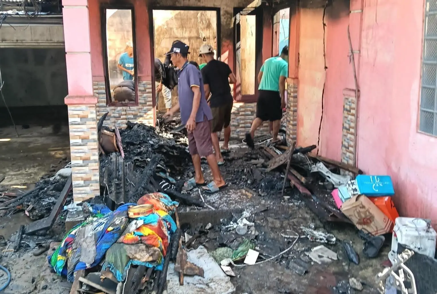 Kebakaran Hebat di Jasinga Hanguskan Satu Rumah dan Dua Motor