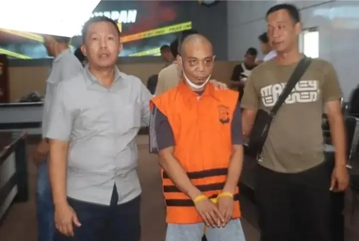 Dukun Cabul di Lampung : Ritual Mandi Kembang Berujung Petaka, Ibu dan Anak Jadi Korban