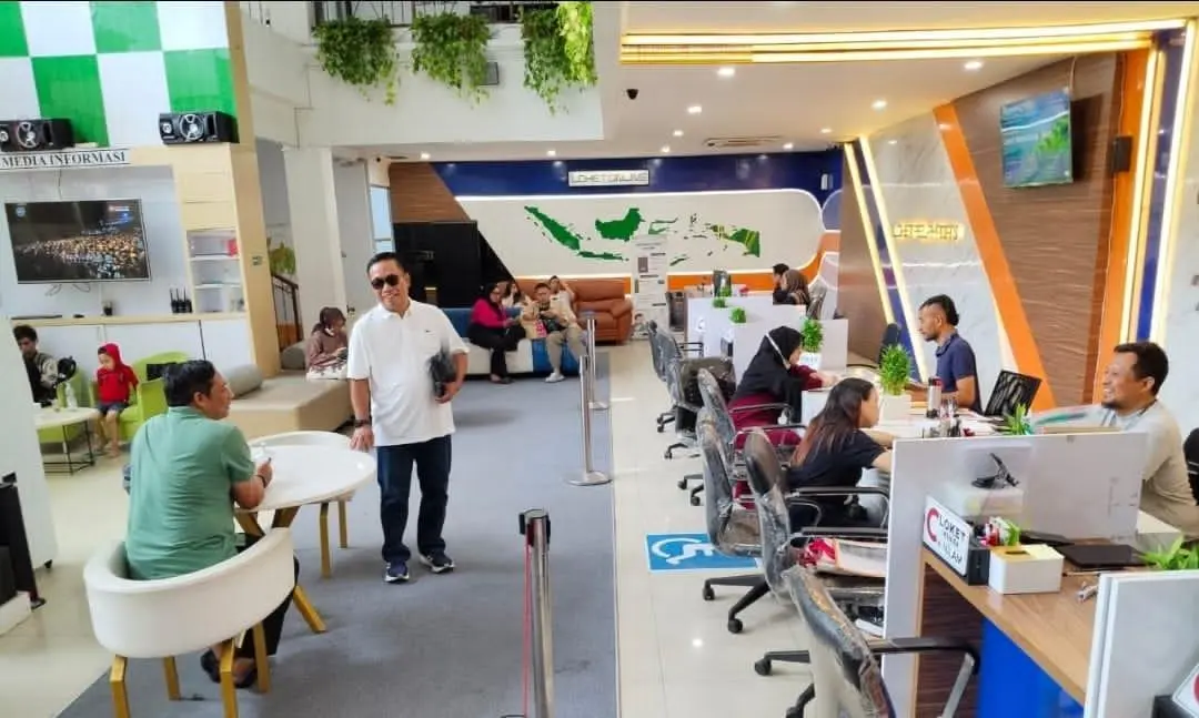 Blusukan Akhir Pekan, Kakan Pertanahan Depok Pastikan Pelayanan Prima!