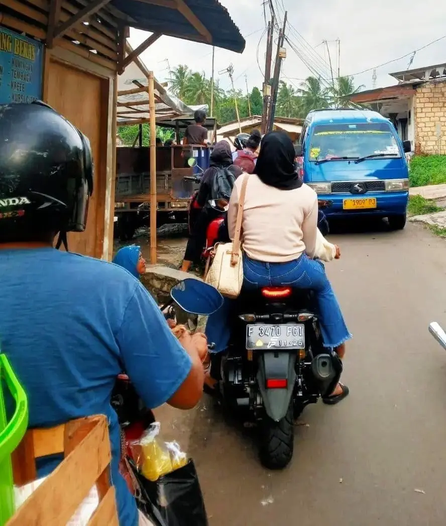 Warga Geram, Jalan Banjarsari–Sukamanah Ditutup Tanpa Sosialisasi