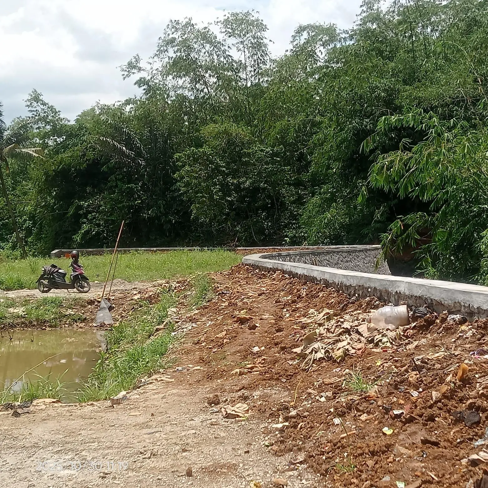 Proyek Turap: Lindungi Rakyat atau Lindungi Kepentingan?