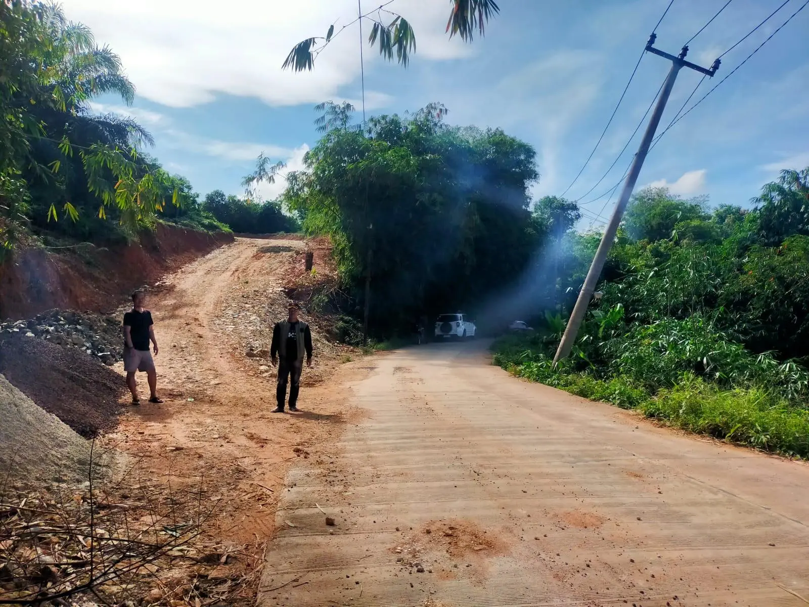 Satpol PP Jasinga Tindaklanjuti Pengurugan U-Ditch Milik Pemkab Bogor di Jalan Ngasuh–Cileuksa