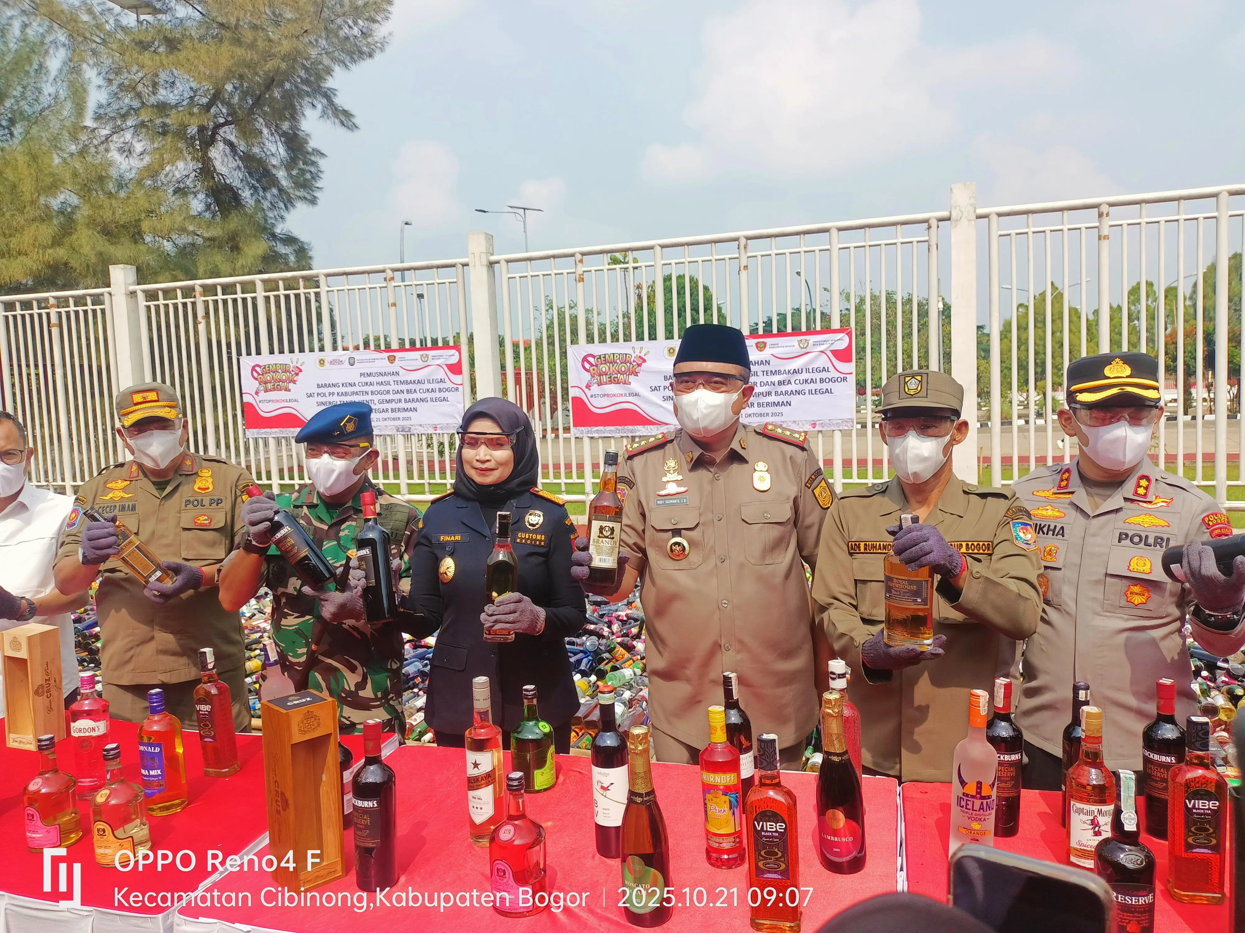Bupati Bogor Apresiasi Kinerja Satpol PP dan Bea Cukai Berantas Rokok Ilegal