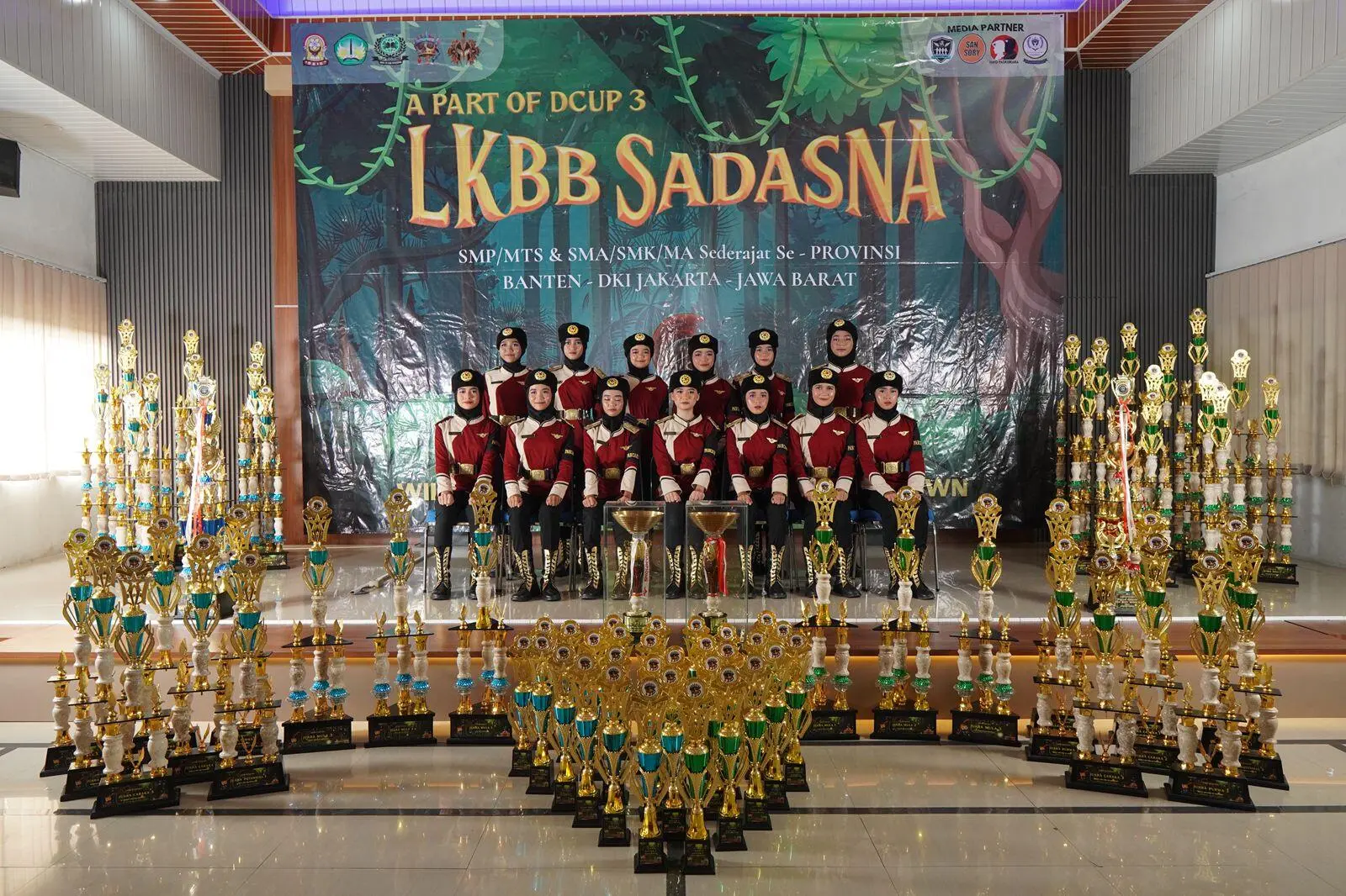 SMP Negeri 2 Rumpin Raih Juara 2 Lomba Baris Berbaris D’ASTHA CUP 2025