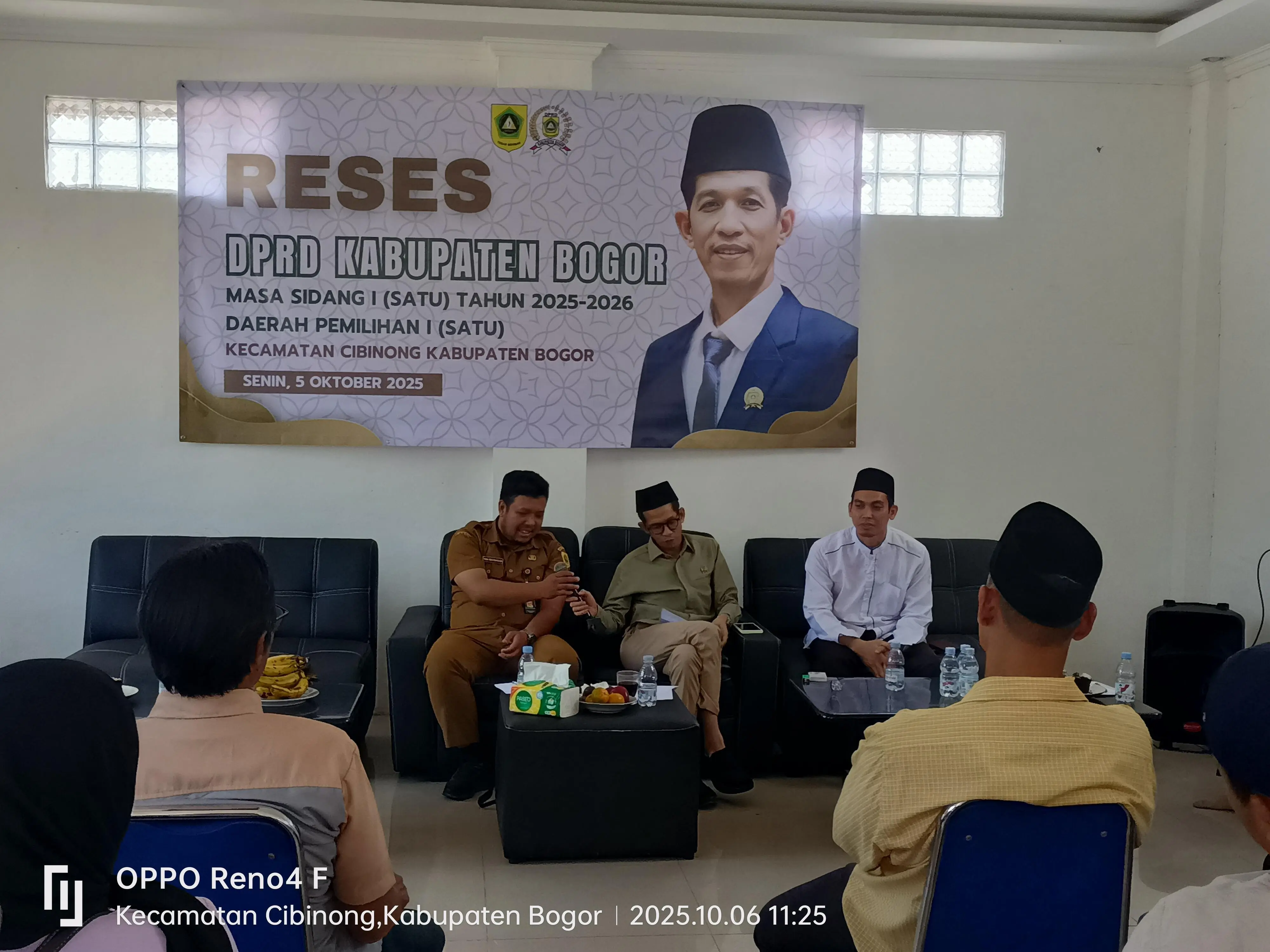 Warga Keluhkan Drainase dan Sampah, Ustadz Sogir Janji Kawal Aspirasi Hingga Tuntas