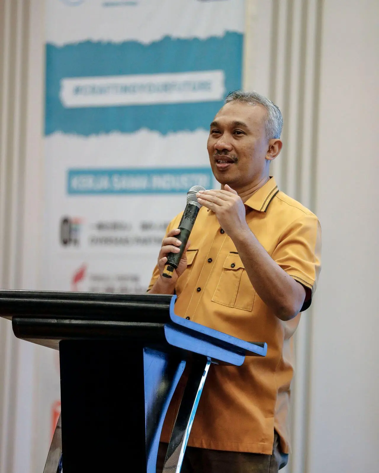 Disdik Jabar Dorong Lulusan SMK Siap Bekerja ke Luar Negeri, Sekolah Harus Pikirkan Kebutuhan Lima Tahun ke Depan