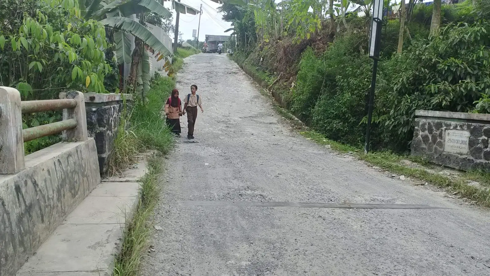 Pemkab Bogor Alokasikan Rp1,9 Miliar untuk Perbaikan Jalan Gunung Sari–Ciasihan