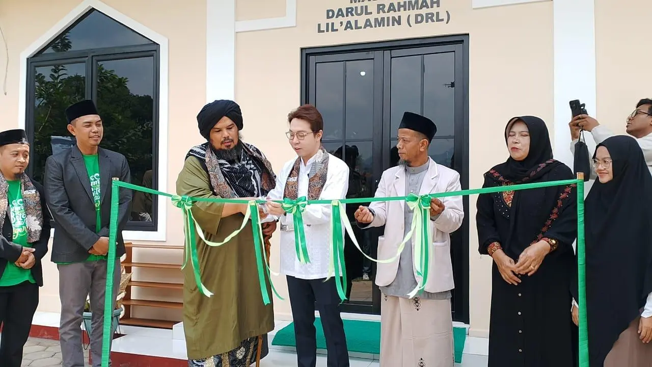 Dr. Richard Lee Resmikan Masjid Darul Rahmah Lil’alamin di Pamijahan Bogor