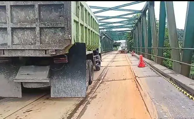 AGJT Minta Pemkab Bogor Segera Tutup Jembatan Leuwiranji dari Truk Tambang