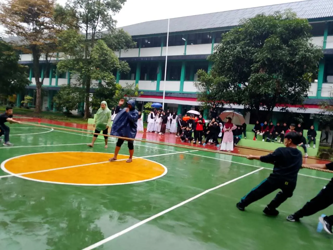 SMP IT BBS Bogor Rayakan Kemerdekaan dengan Lomba Edukatif dan Penuh Makna