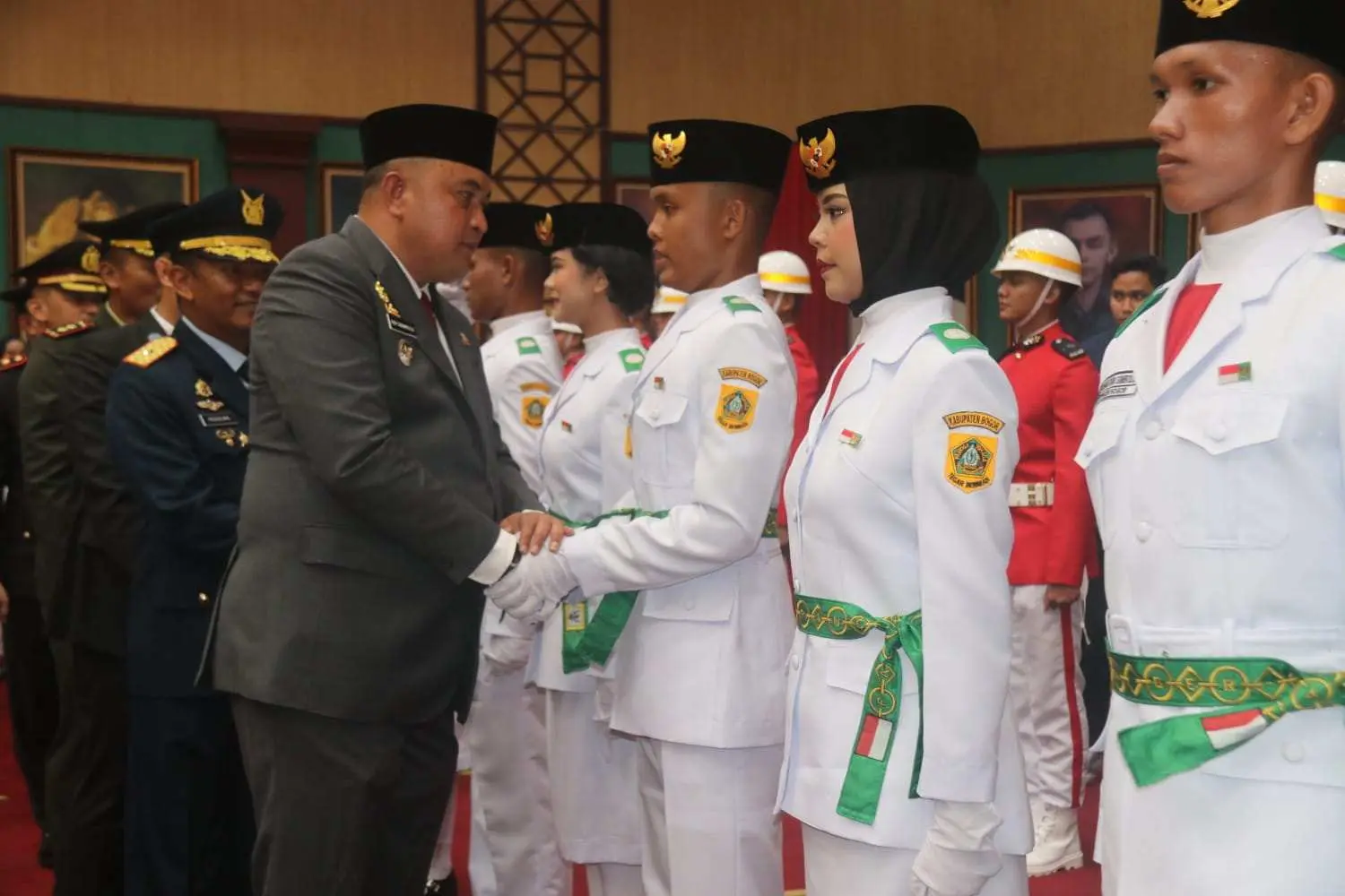 Bupati Bogor Kukuhkan 60 Anggota Paskibraka 2025