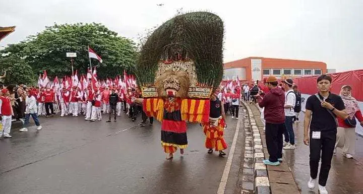 Reog Ponorogo Meriahkan Kirab Merah Putih di Bogor Sambut HUT RI ke-80