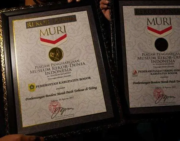 HUT RI ke-80 di Bogor Pecahkan Rekor MURI Lewat Pengibaran Bendera Raksasa