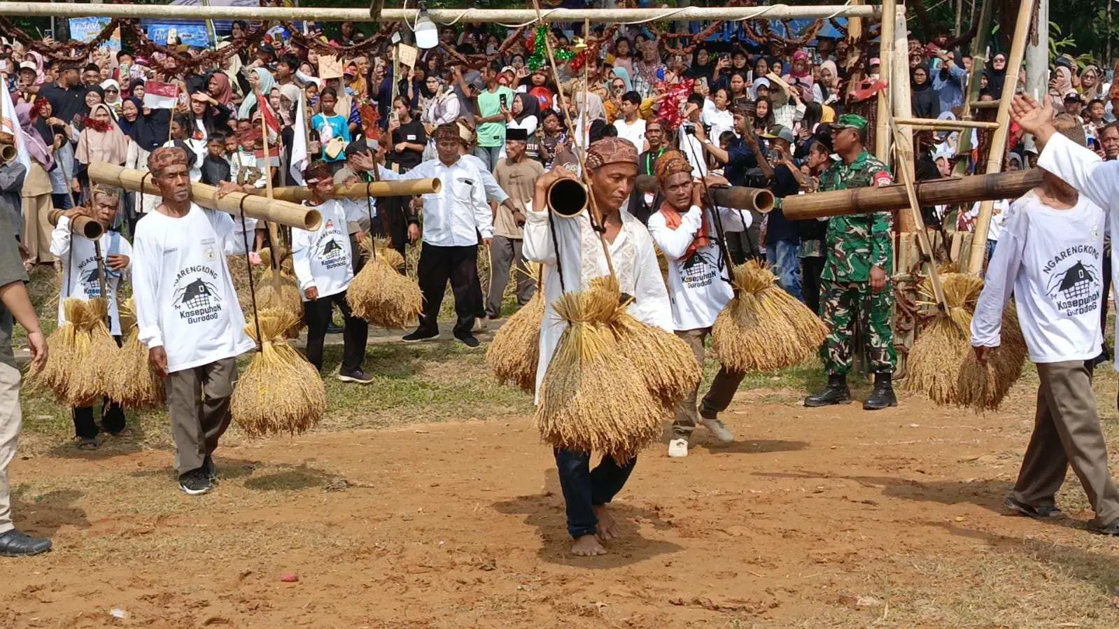 Perempuan Adat Papua Barat Daya Kagum Kasepuhan Guradog Pertahankan Tradisi Leluhur