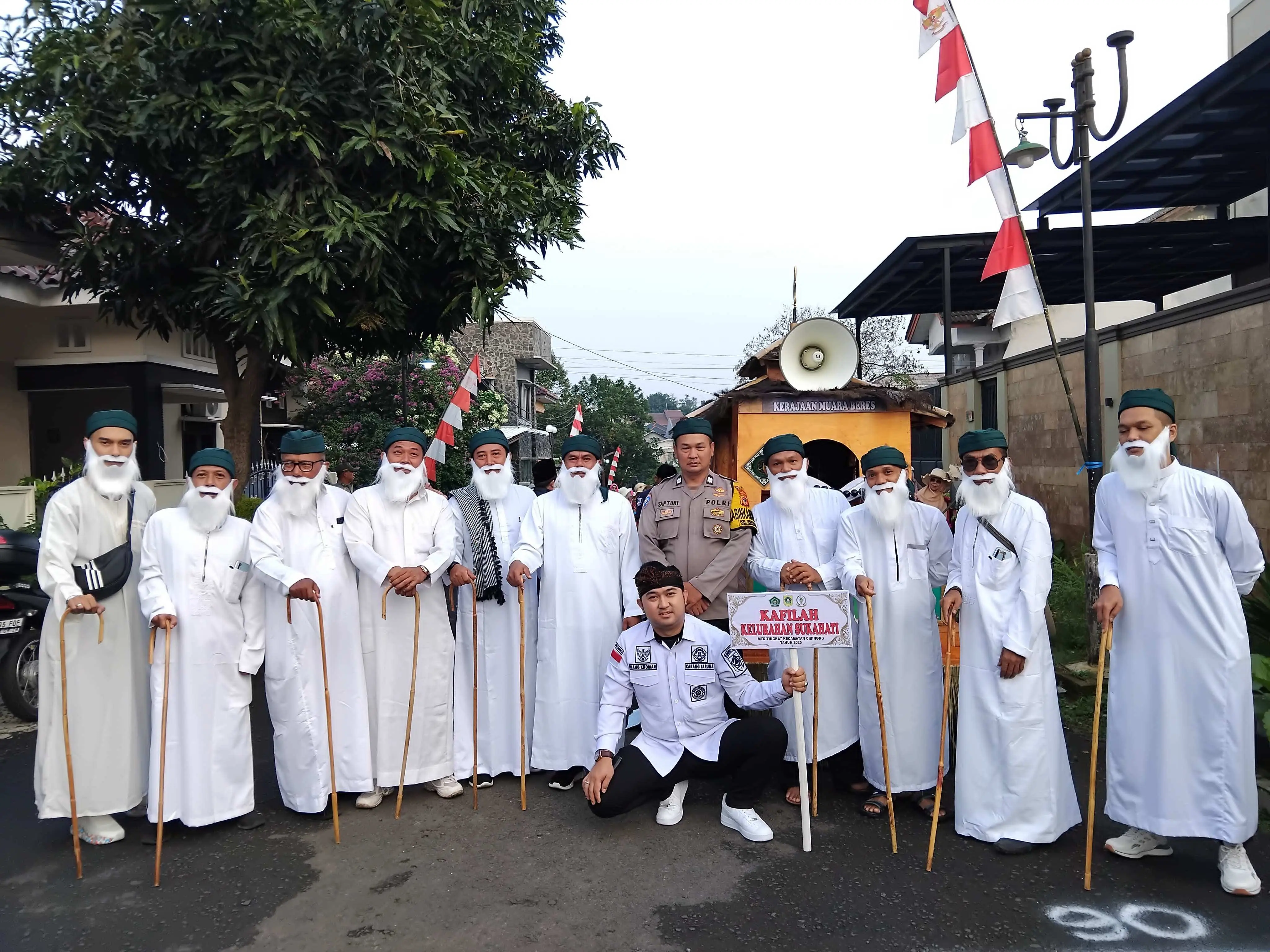 Kelurahan Sukahati Bangkitkan Sejarah Surau Kaum di Ajang MTQ Cibinong 2025