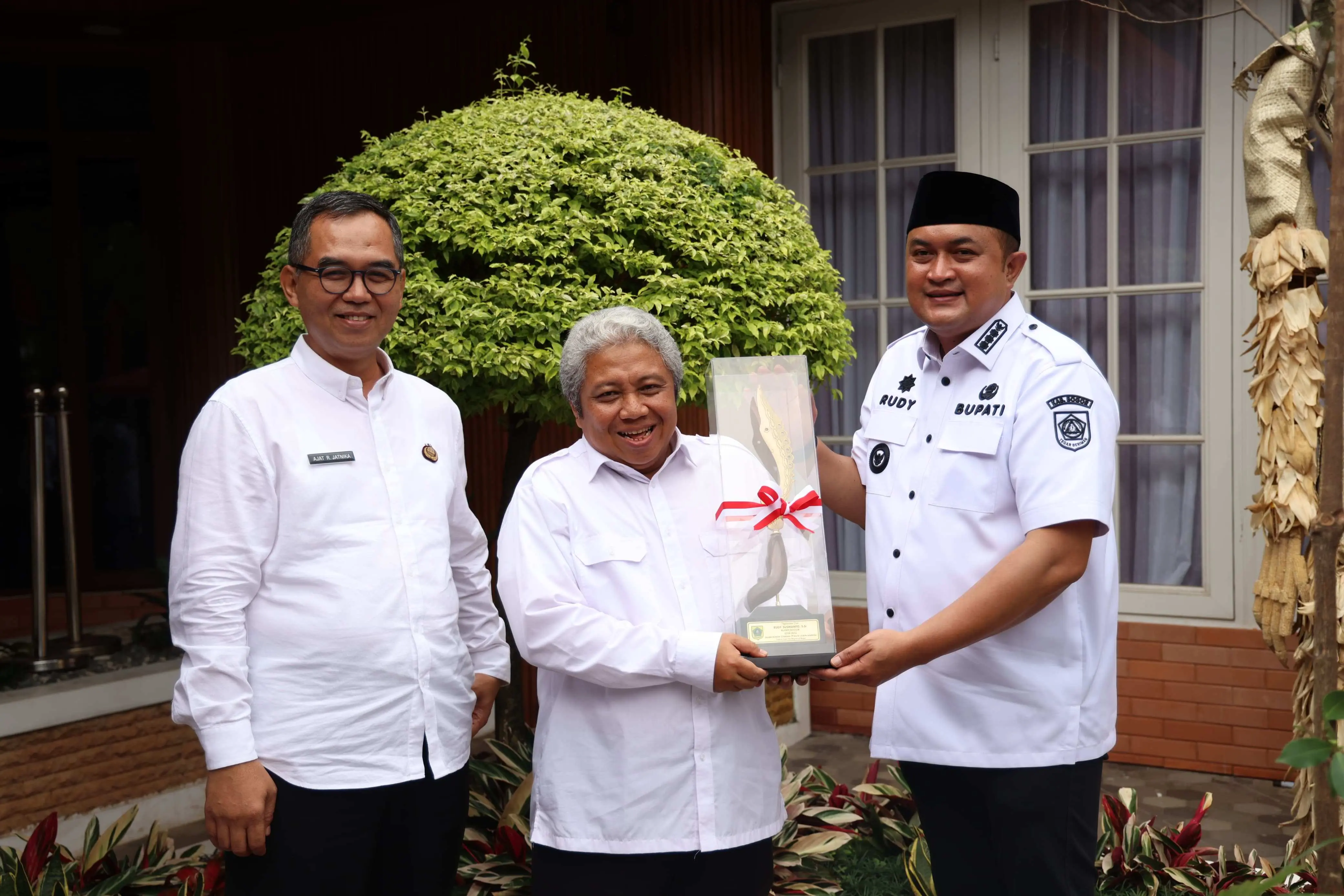 Rudy Susmanto Dorong Status Gunung Sanggabuana Jadi Kawasan Konservasi