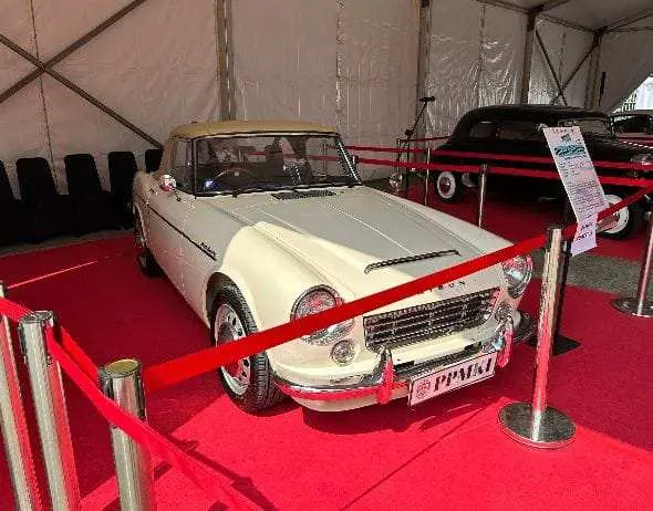 Mobil Legendaris Ramaikan Autovibes 2025: Kolaborasi Sejarah dan Gairah Otomotif