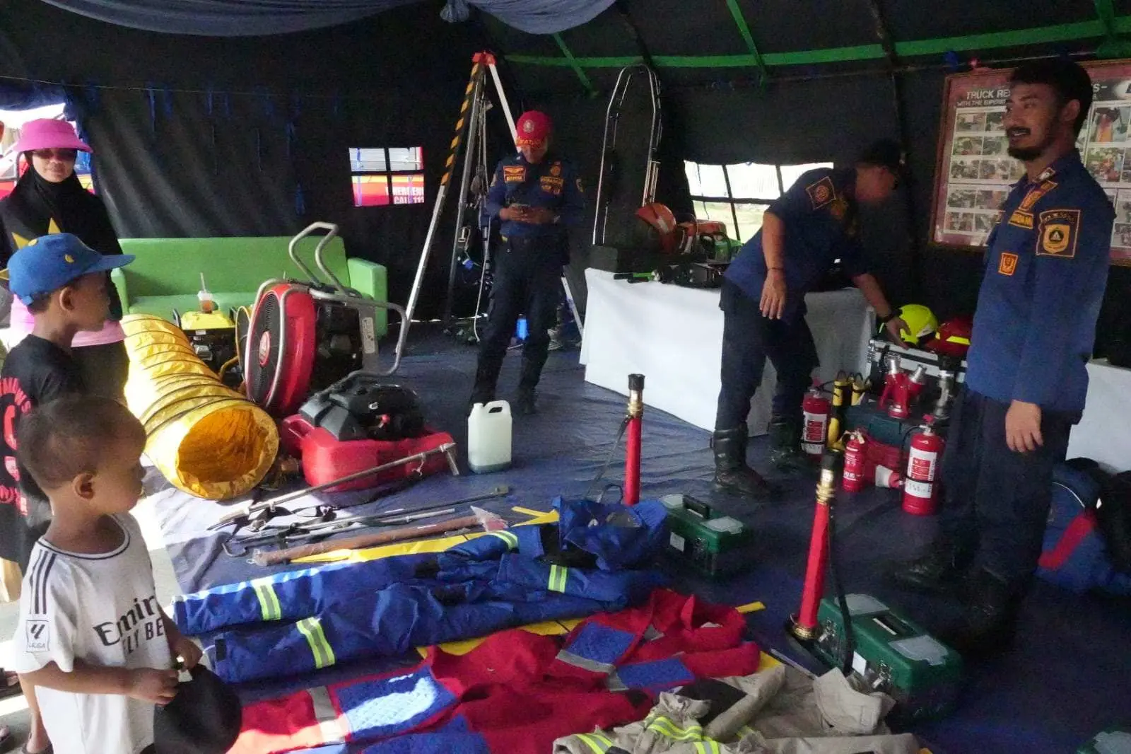 Booth Damkar Bogor Jadi Favorit di Kabogorfest, Ada Simulasi Ledakan Gas LPG!