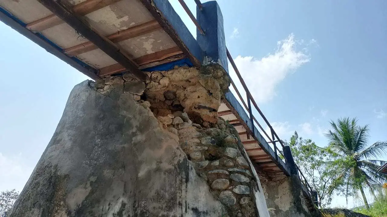 Warga Desak Perbaikan Jembatan Ki Lecut di Jasinga, “Pondasinya Rapuh, Bisa Bahayakan Nyawa”