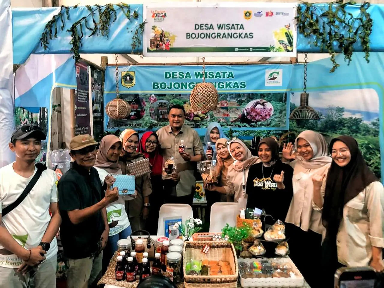 Festival Desa Wisata Kabogorfest 2025: Bojongrangkas Bikin Bupati Tak Tahan Belanja