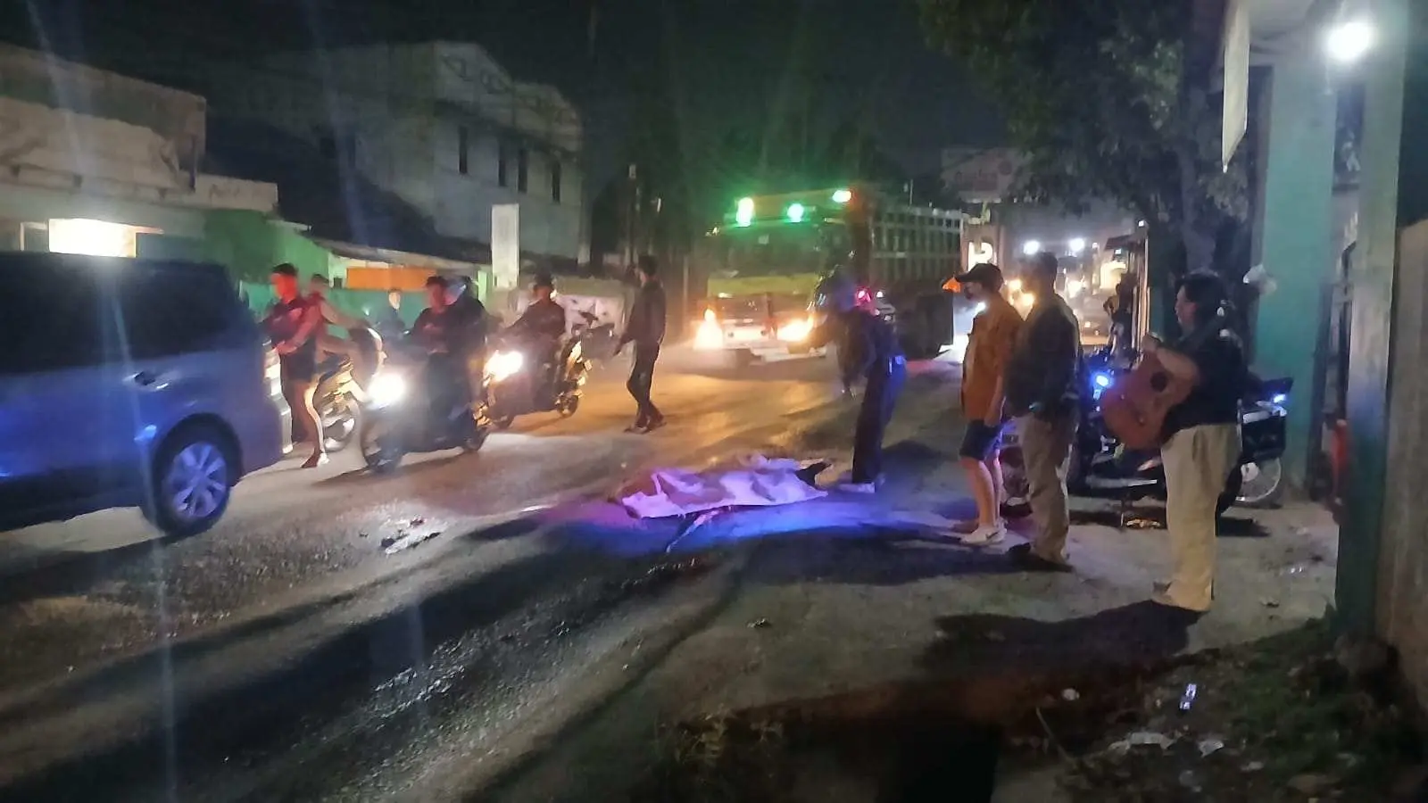 Pria Tewas Mengenaskan Terlindas Truk Tanah di Parungpanjang, Sopir Kabur Usai Kejadian