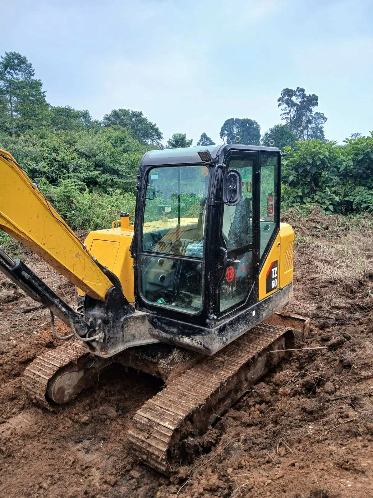 Diduga Proyek Beton Berkedok Pertanian, ATV Desak Gubernur Jabar Bongkar Bangunan Villa Liar di Kawasan Gunung Salak Endah