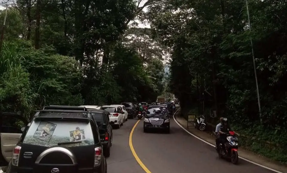 Arus Balik Lebaran H+7, Kawasan Puncak Masih Macet 