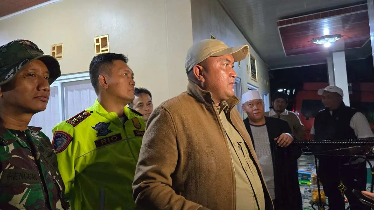 Bupati Bogor Rudy Susmanto Tinjau Langsung Kondisi Bencana Banjir Bandang di Cisarua