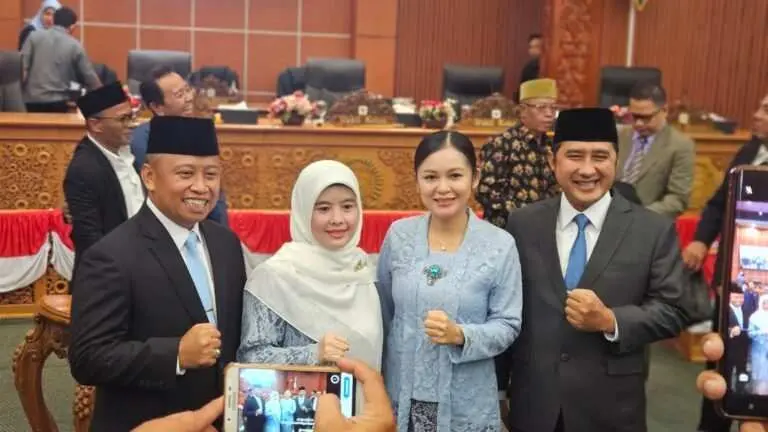 DPRD Kota Depok Tetapkan Pasangan Terpilih Supian – Chandra Jadi Walikota dan Wakil Walikota Depok