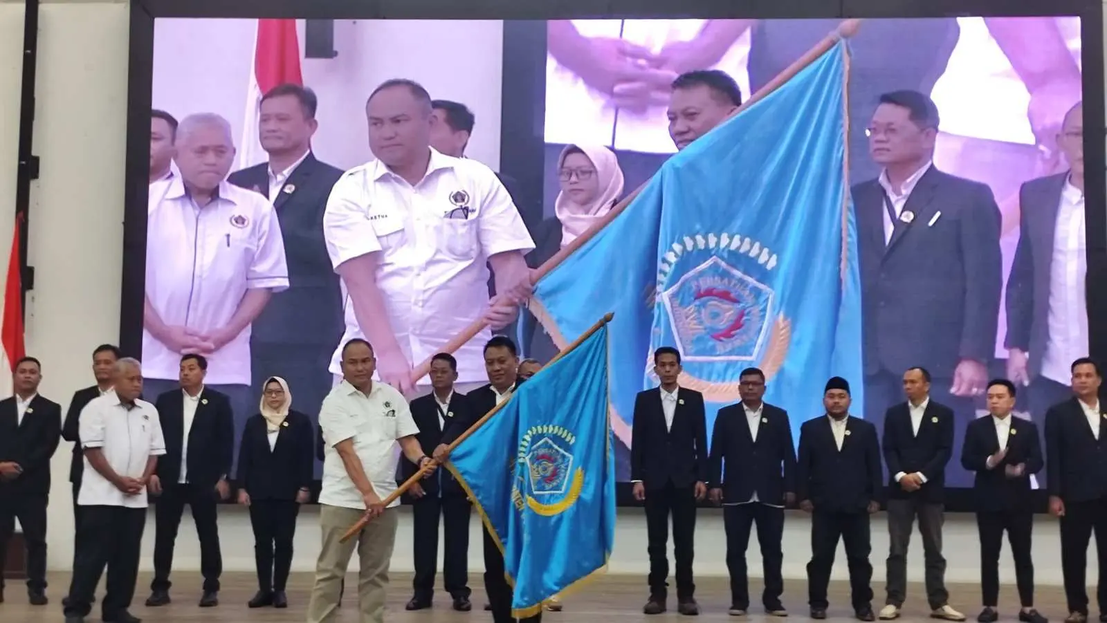 Ketua PWI Jabar Hilman Hidayat Lantik Ketua dan Pengurus PWI Kabupaten Bogor Periode 2024-207