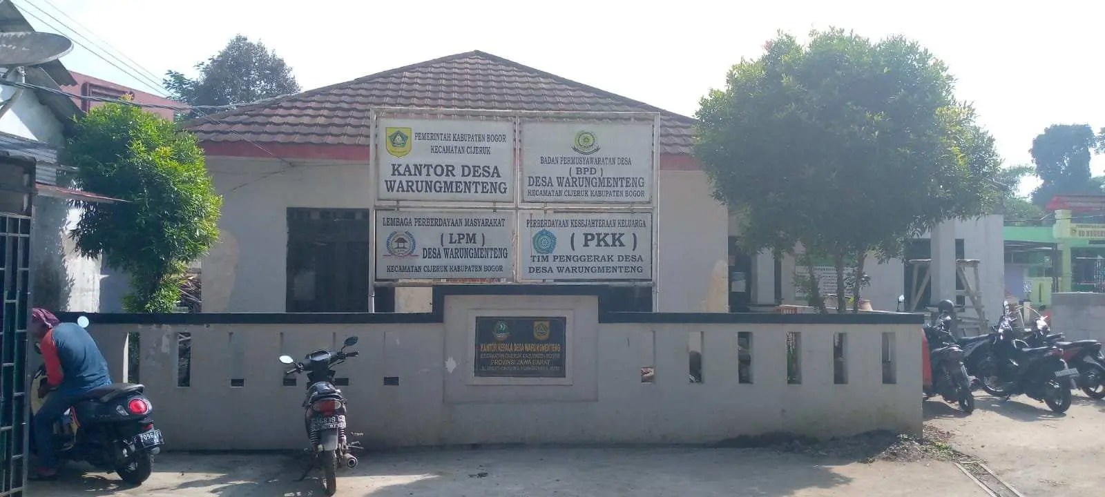 Diduga Ada Pelanggaran Dalam Pelaksanaan Program Bankeu, Kades dan Sekdes Desa Warung Menteng Bungkam