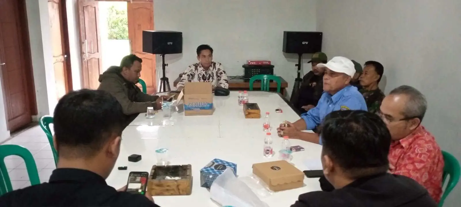Dituding Ada Main Dengan Pihak PT Amerta Indah Otsuka, Kades Kuta Jaya Gandeng Kuasa Hukum