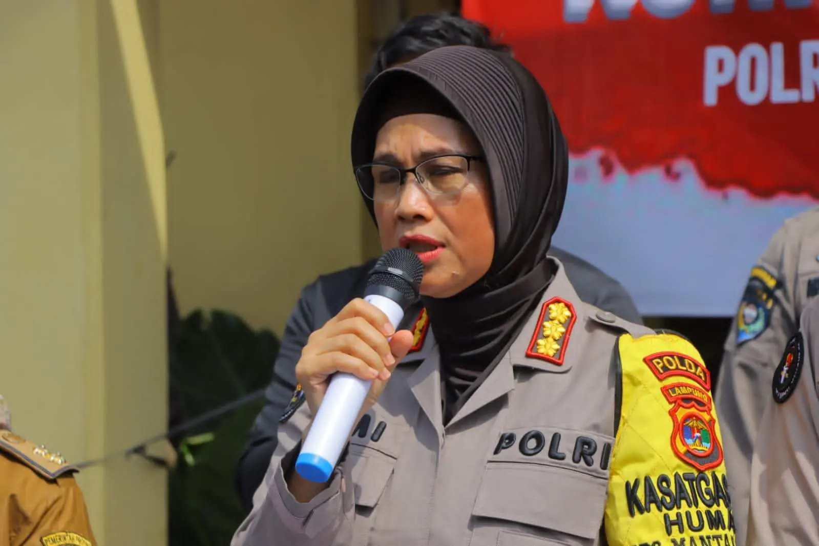 Polda Lampung Bongkar Praktik Home Industri Tembakau Sintesis. 6 Tersangka Diamankan 