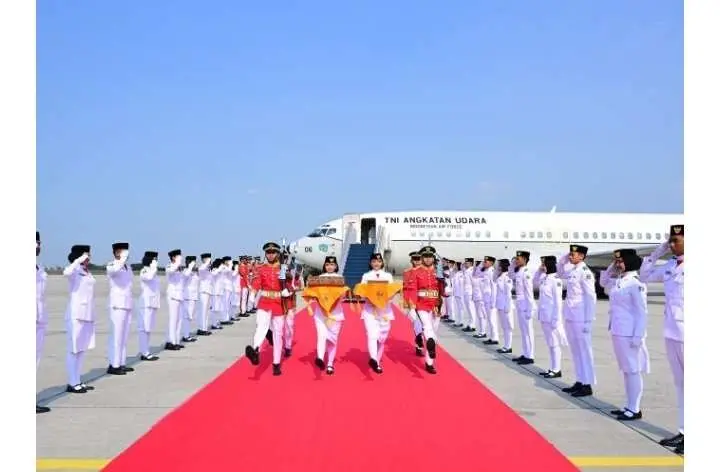 Teks Proklamasi Dan Sang Merah Putih Kembali Ke Jakarta 