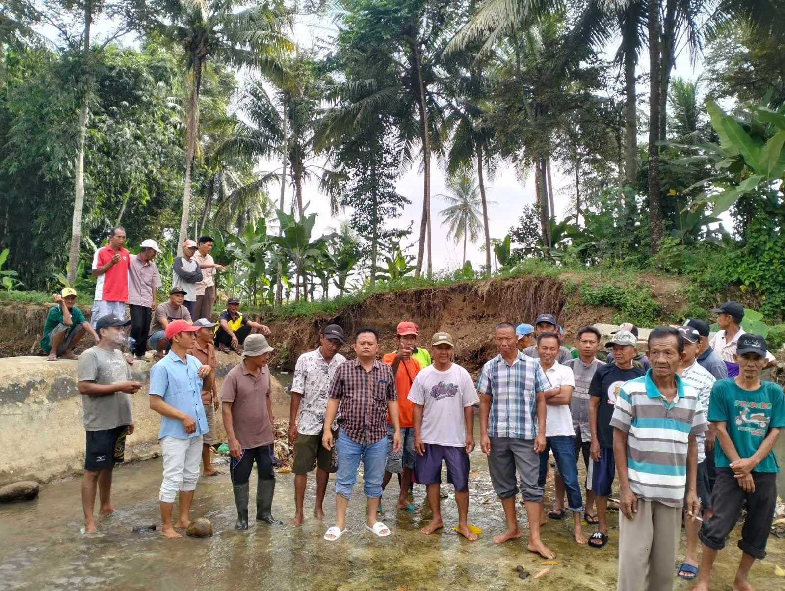 Warga Kecamatan Way Lima Berharap Pemda Bangun Kembali Bendungan Yang di Rusak